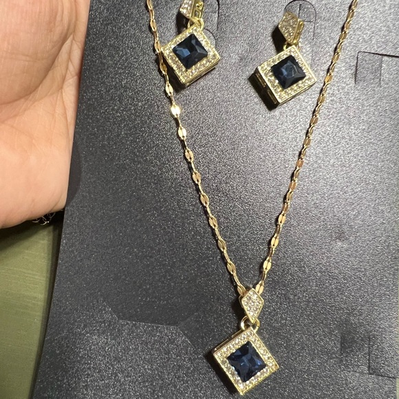 Chain - Picture 4 of 4